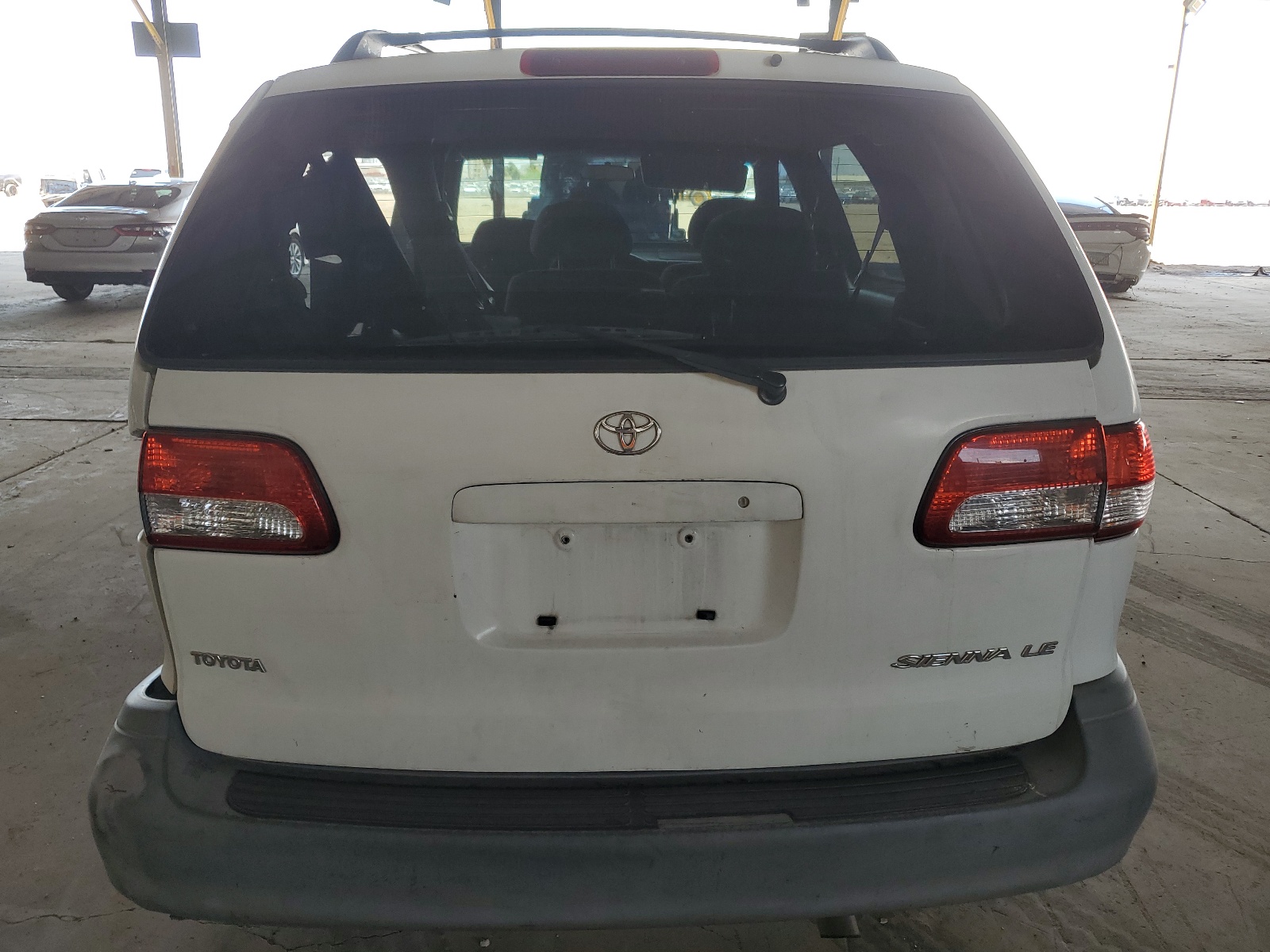 4T3ZF13C42U444076 2002 Toyota Sienna Le