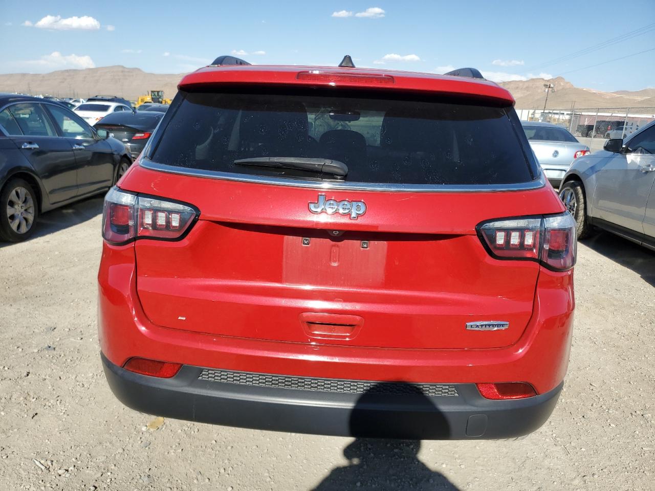 2018 Jeep Compass Latitude VIN: 3C4NJCBB1JT241010 Lot: 60949584