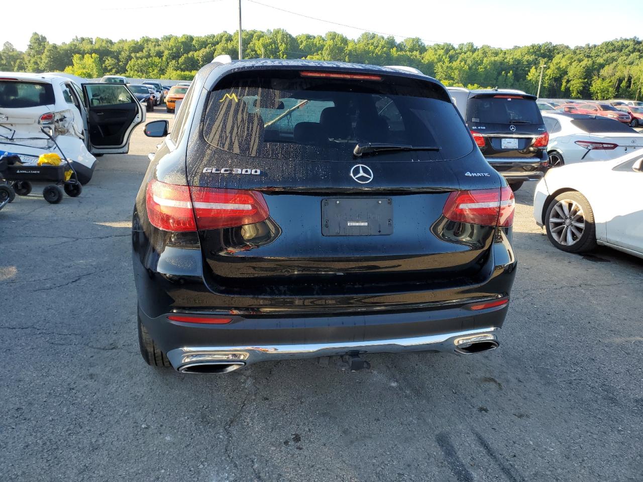 WDC0G4KB0HF152784 2017 Mercedes-Benz Glc 300 4Matic