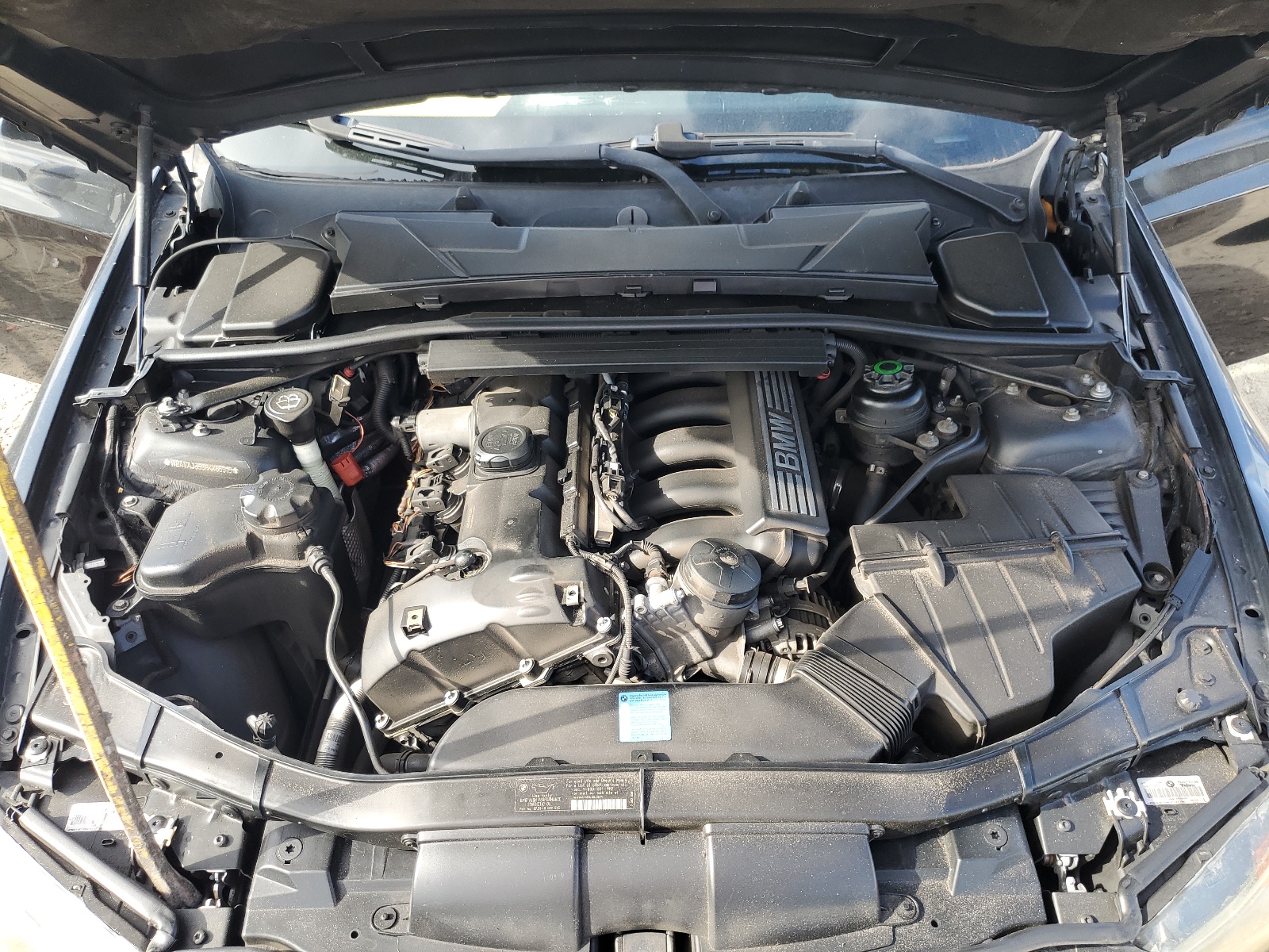 WBAVA33538KX86918 2008 BMW 328 I