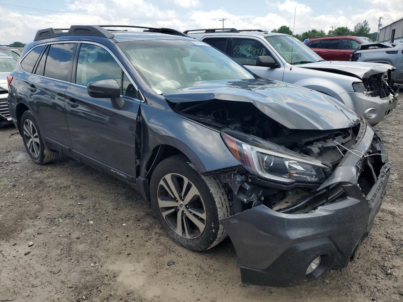 4S4BSAKC6J3273813 2018 Subaru Outback 2.5I Limited