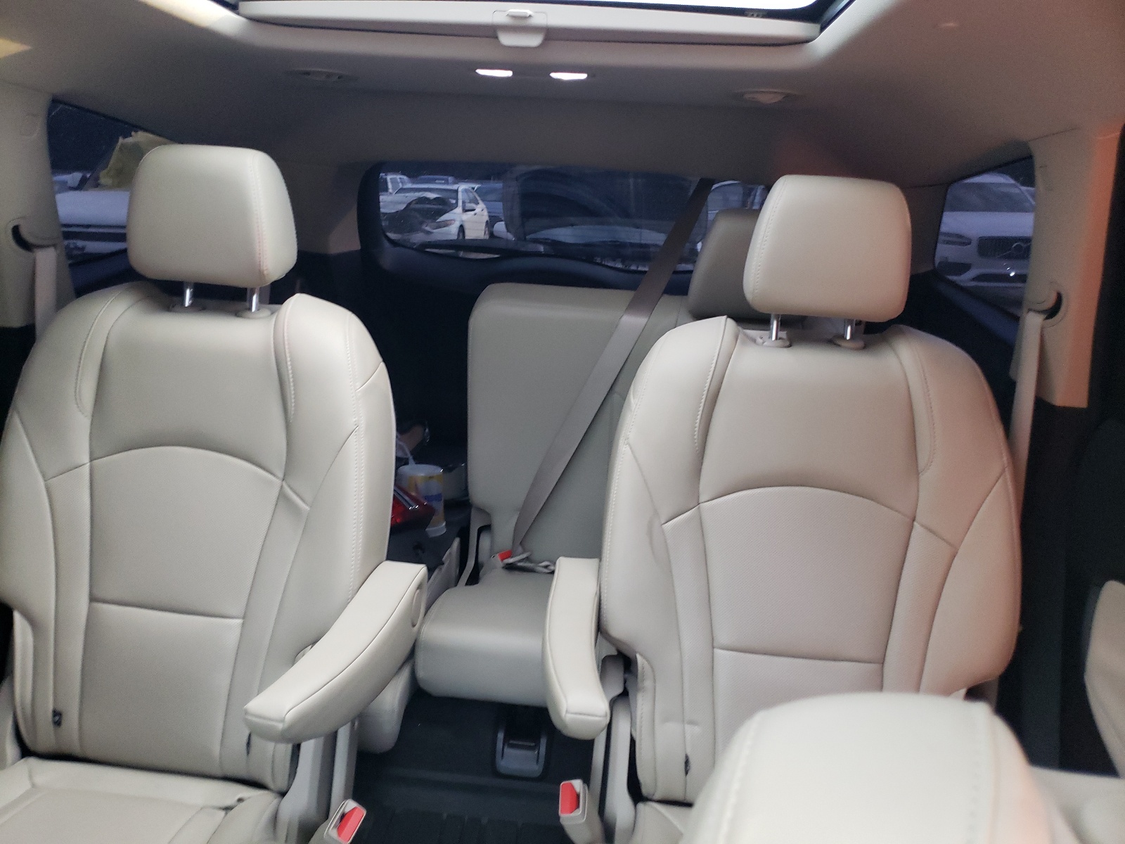 5GAERBKW6KJ125205 2019 Buick Enclave Essence