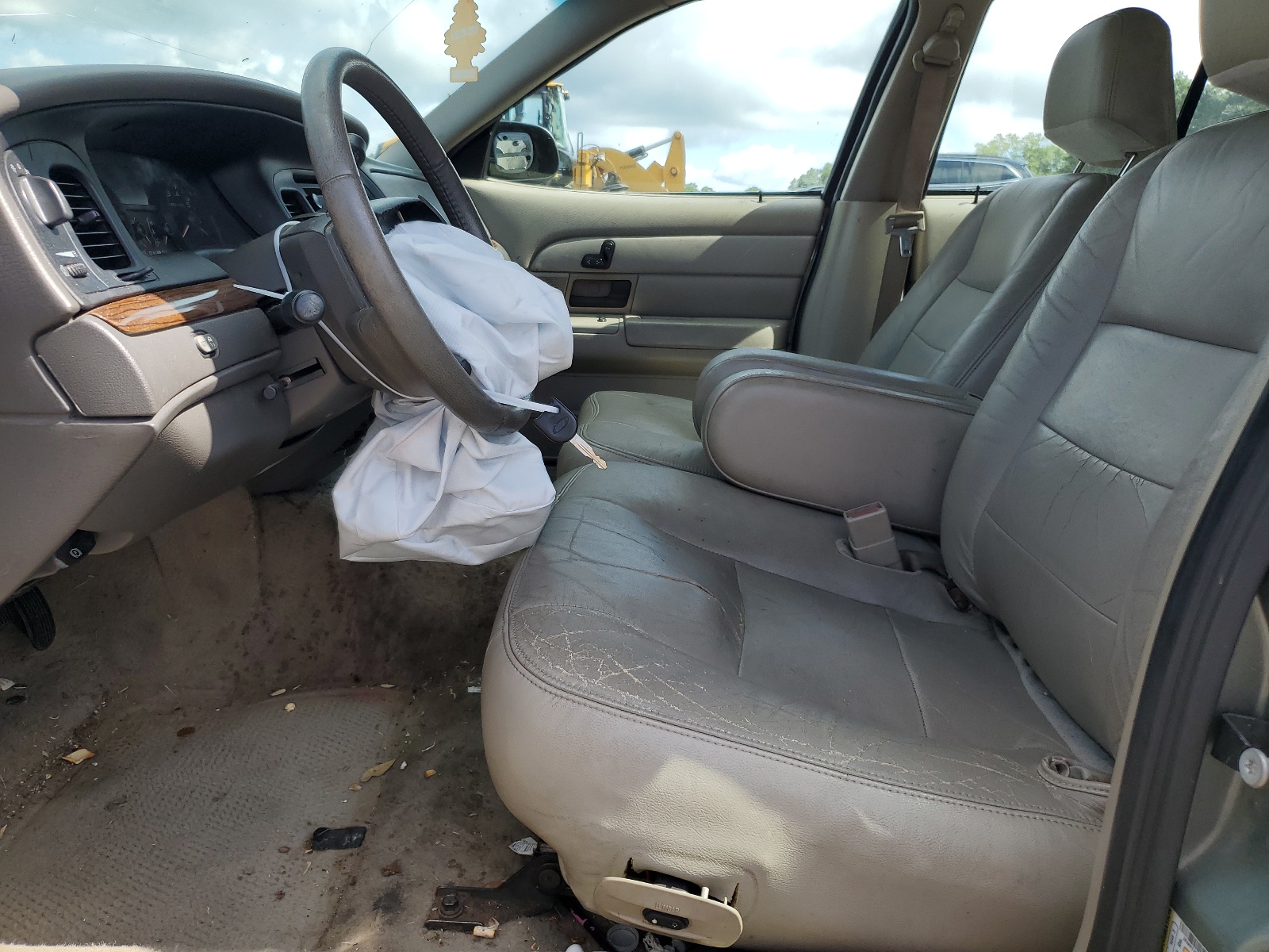 2FAFP74W46X131753 2006 Ford Crown Victoria Lx