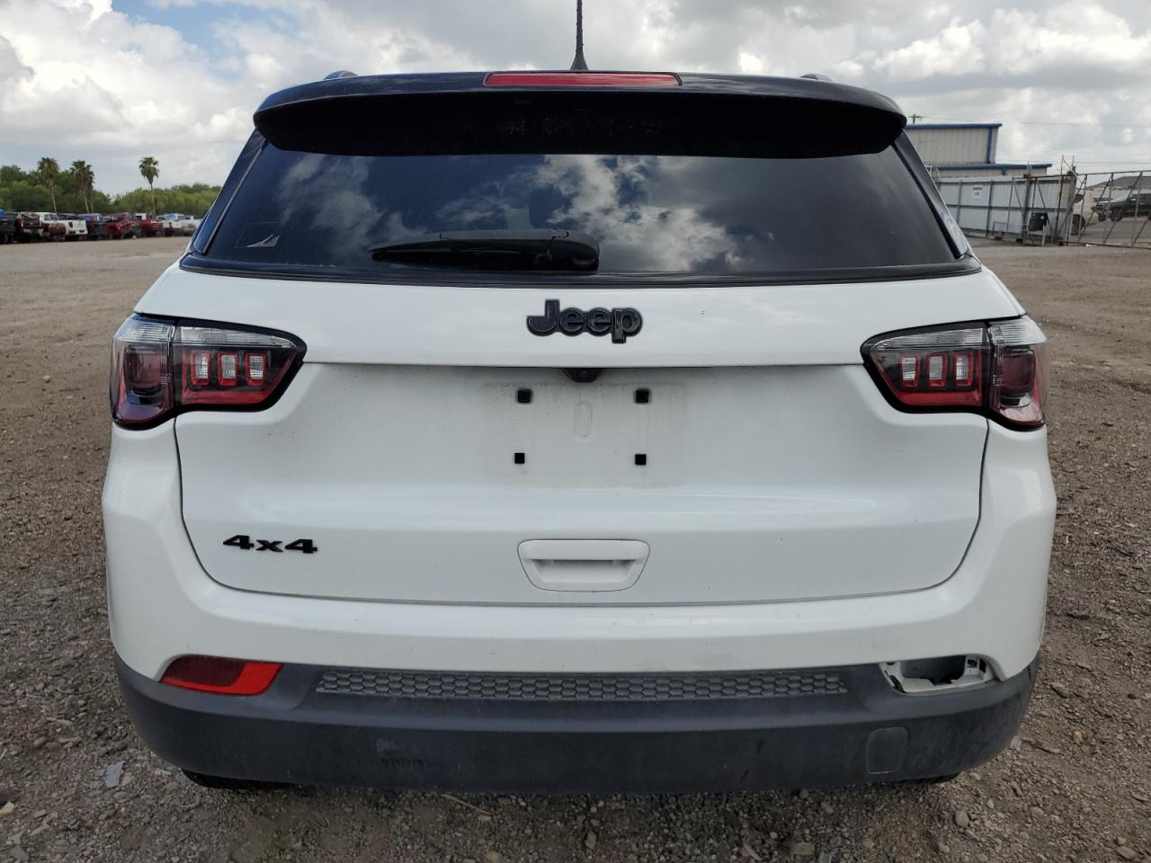 3C4NJDBN8PT545959 2023 Jeep Compass Latitude