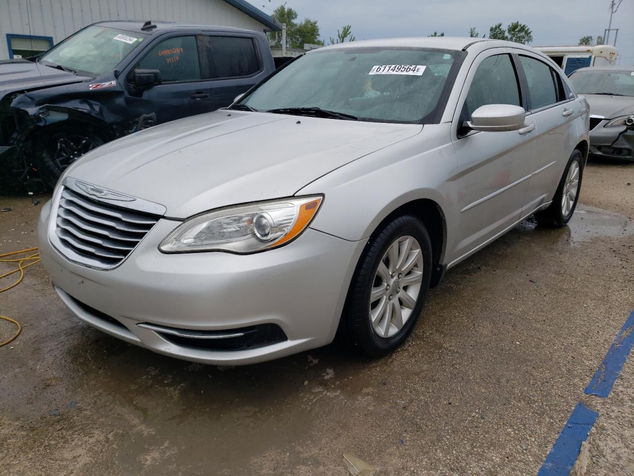 1C3BC1FG2BN568125 2011 Chrysler 200 Touring