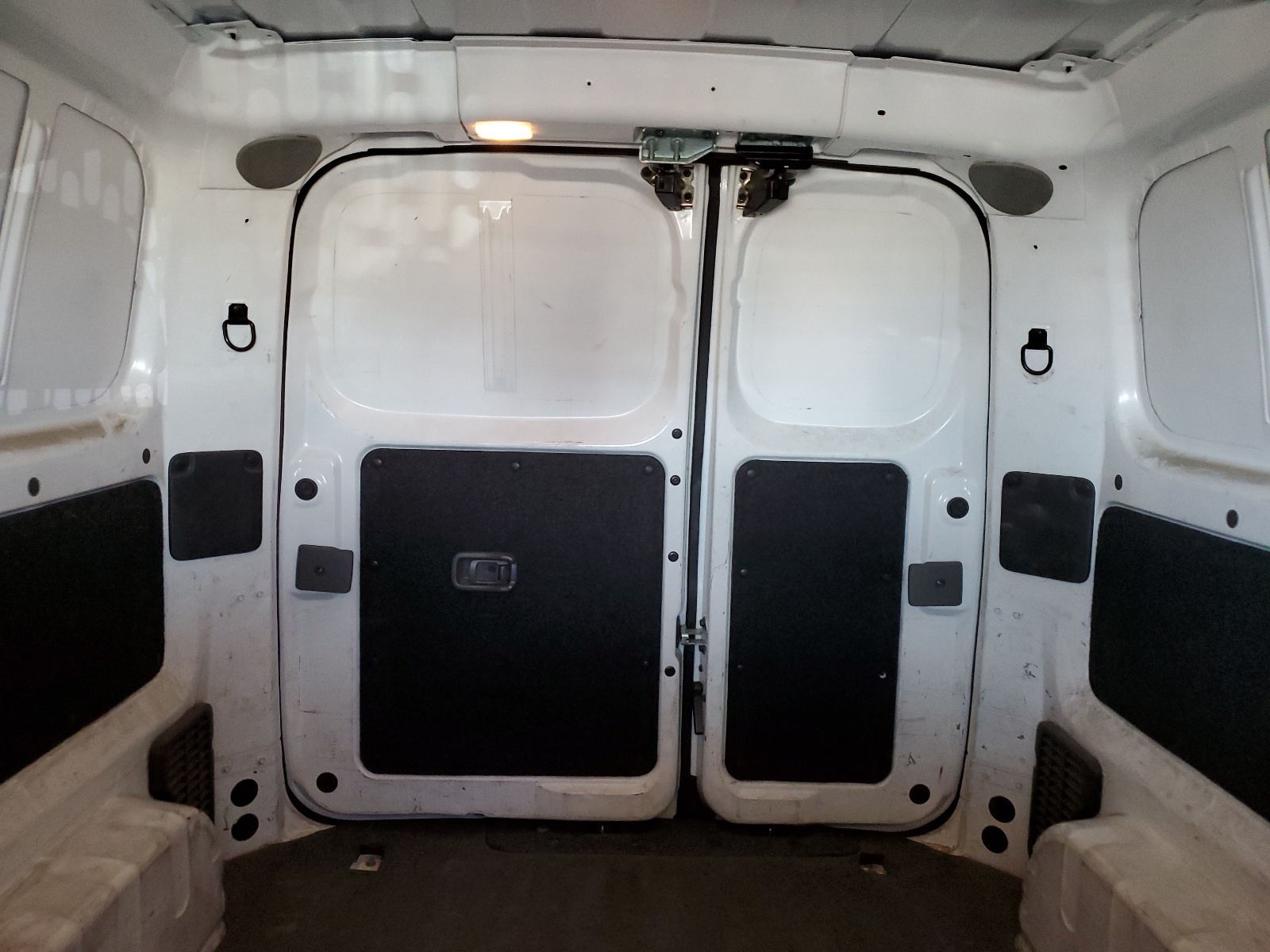 3N6CM0KN7LK695467 2020 Nissan Nv200 2.5S