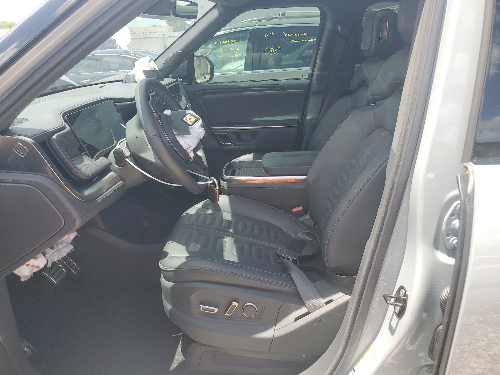 2022 Rivian R1S Launch Edition vin: 7PDSGABL9NN002043