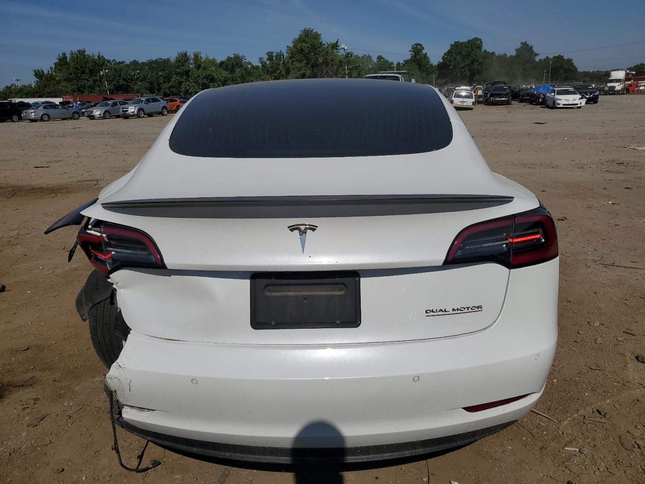 5YJ3E1EB8KF413822 2019 Tesla Model 3