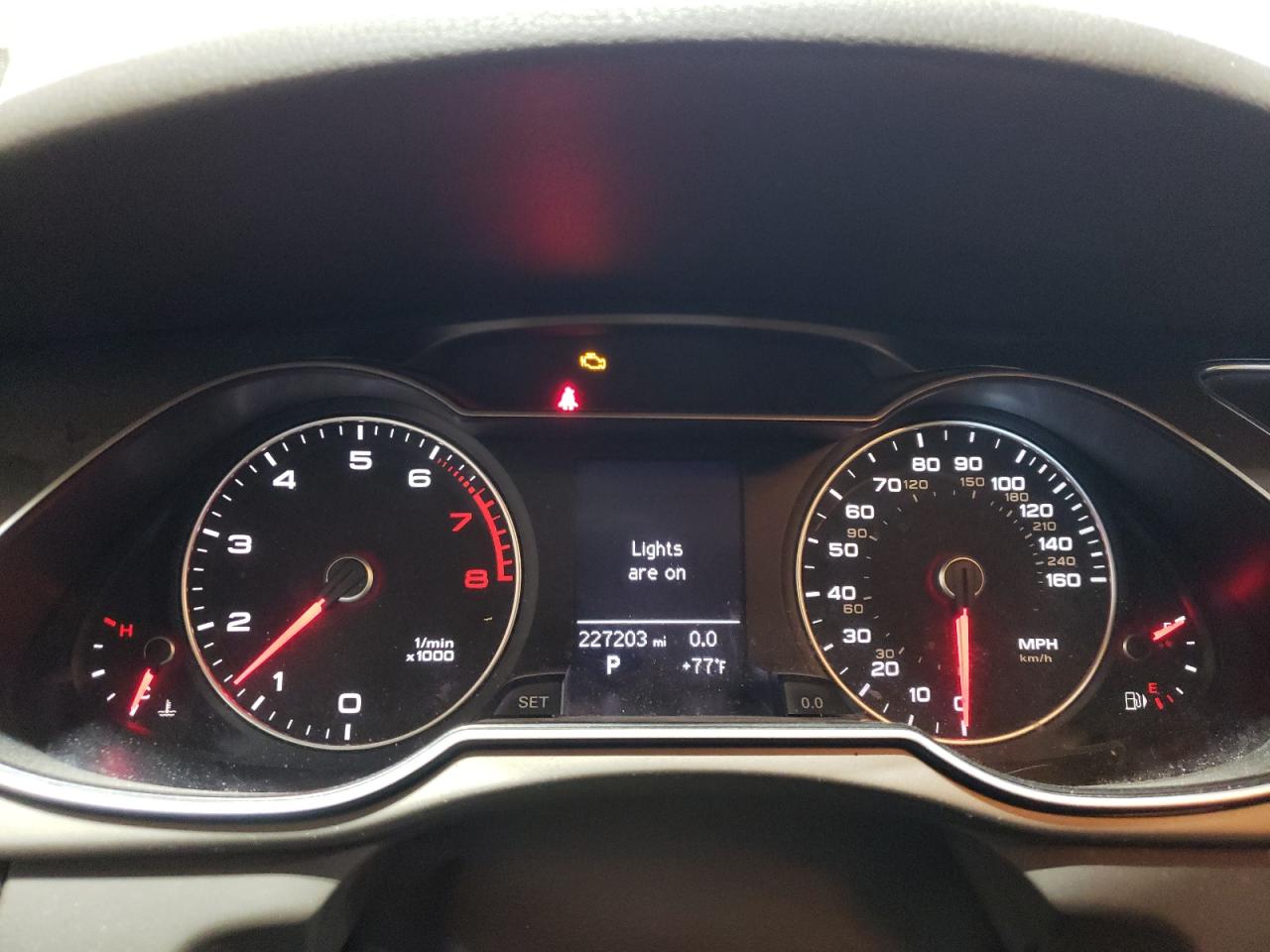 2013 Audi A4 Premium VIN: WAUBFAFL2DA053228 Lot: 58117544