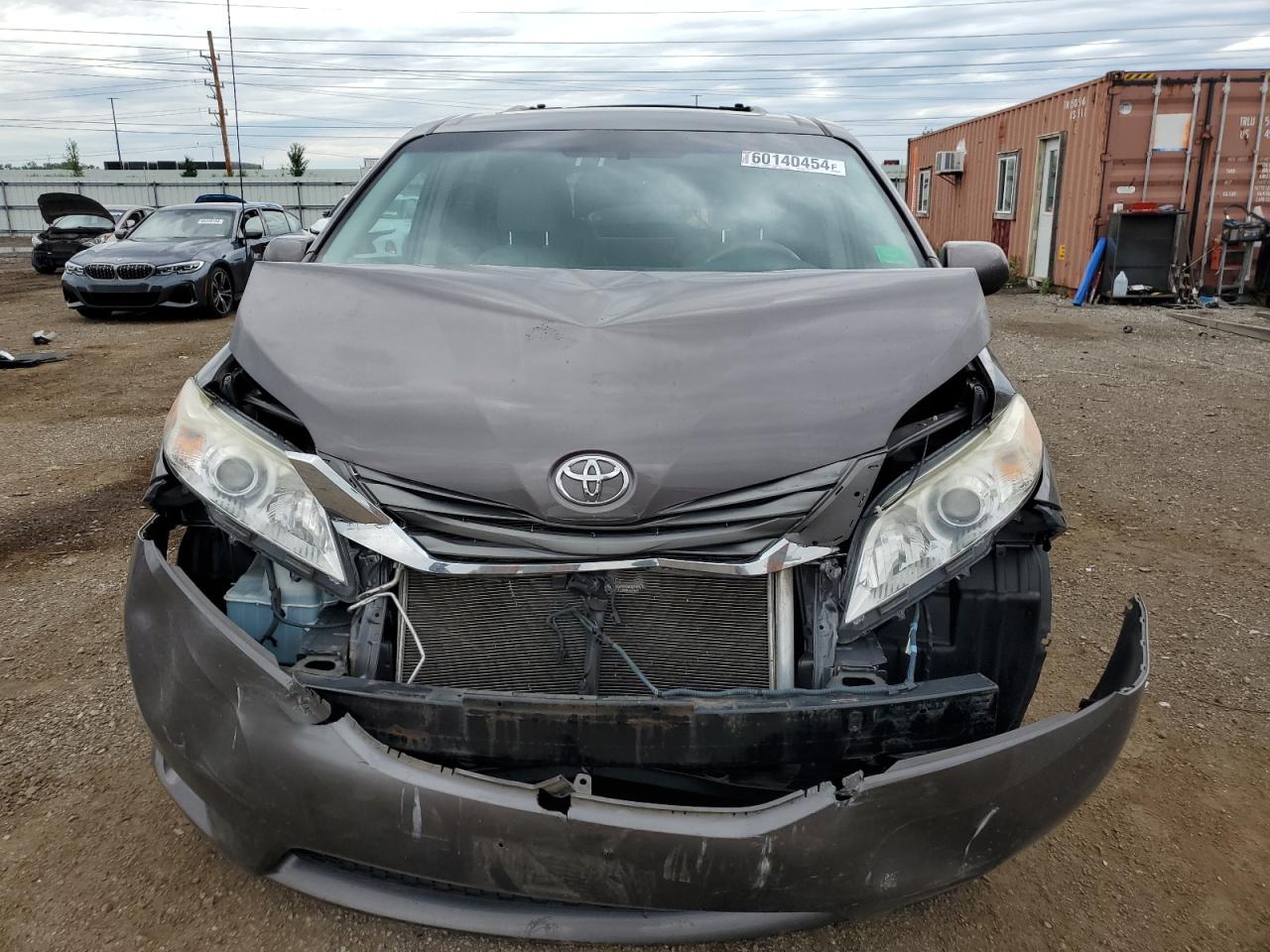 2013 Toyota Sienna - Image 5