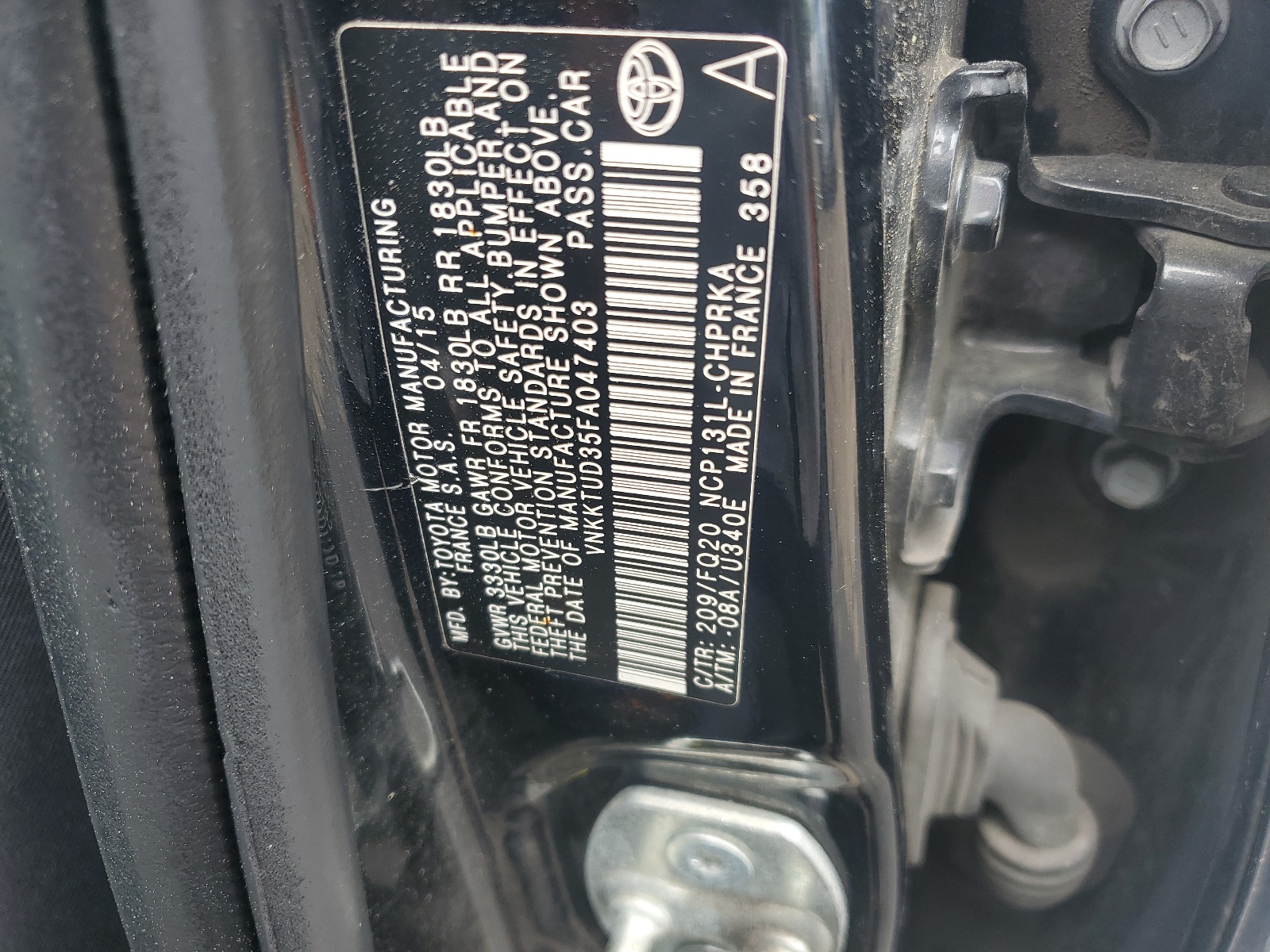 VNKKTUD35FA047403 2015 Toyota Yaris