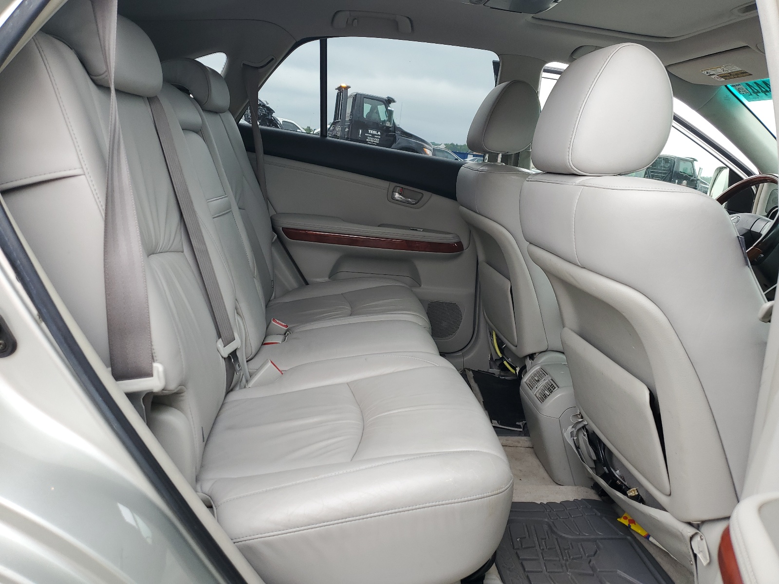 JTJHA31U740027735 2004 Lexus Rx 330