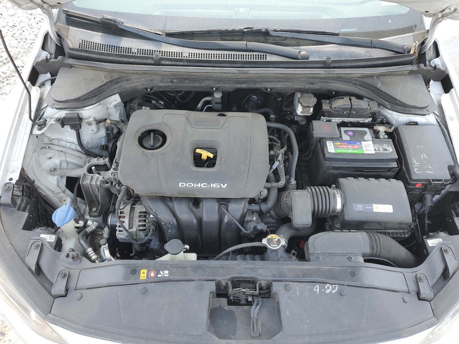 KMHD74LF1JU519438 2018 Hyundai Elantra Se