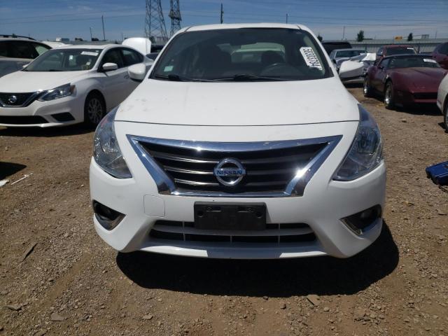  NISSAN VERSA 2018 Белый