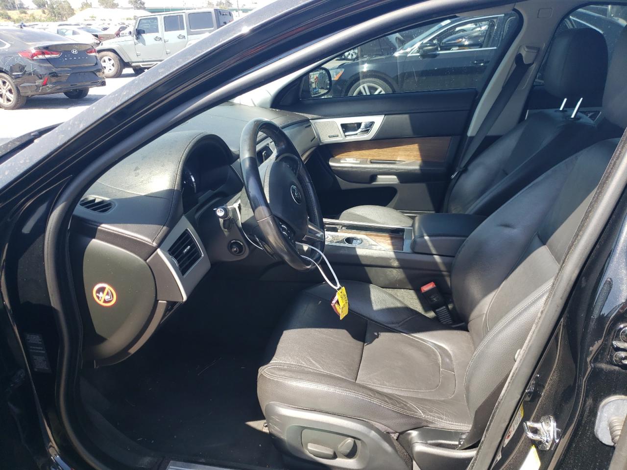 2015 Jaguar Xf 2.0T Premium VIN: SAJWA0FS6FPU55002 Lot: 60175734