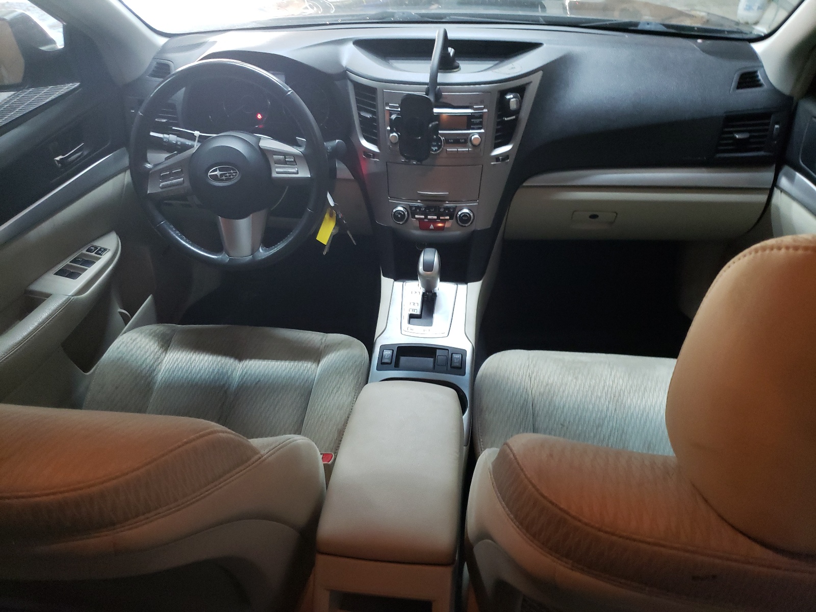 4S4BRCFC0A3332226 2010 Subaru Outback 2.5I Premium