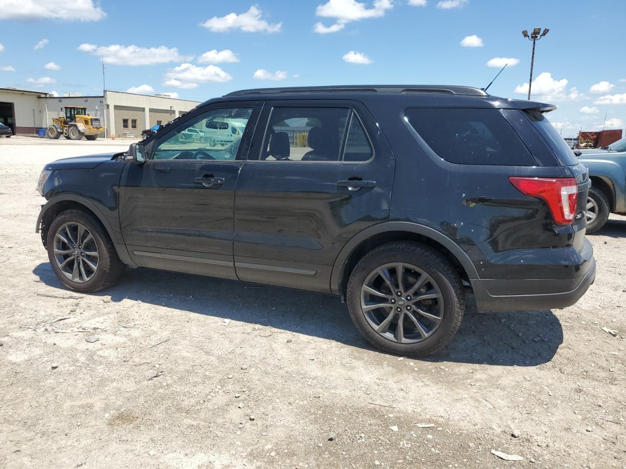 1FM5K8D88JGB41532 2018 FORD EXPLORER - Image 2