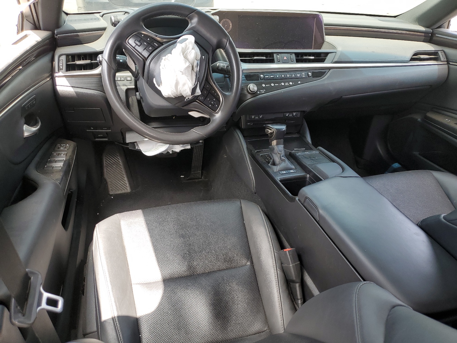 58ADA1C18MU008682 2021 Lexus Es 300H