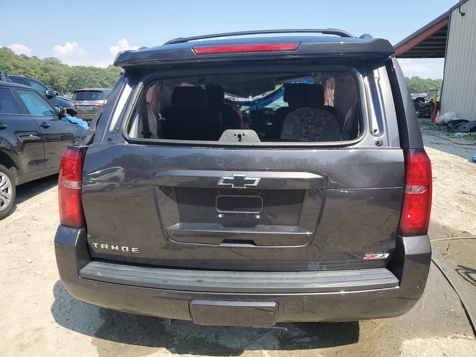 1GNSKBKC7HR229571 2017 Chevrolet Tahoe K1500 Lt