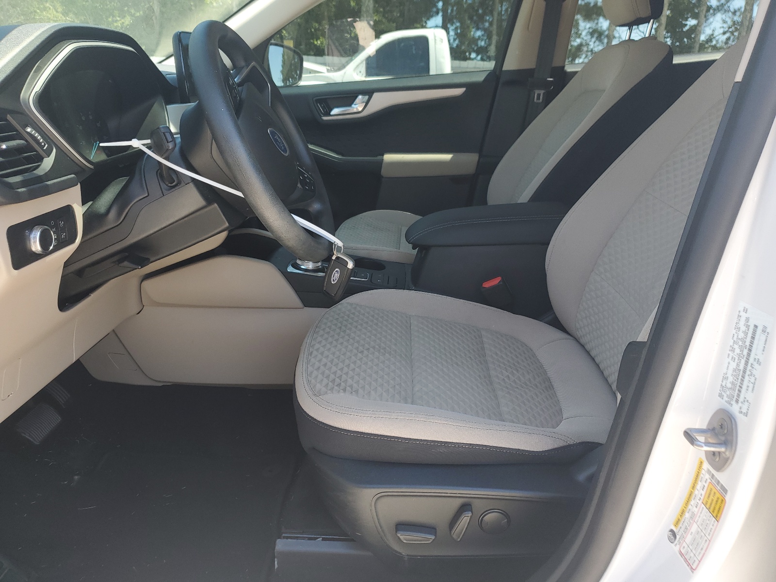 1FMCU0G64LUB38256 2020 Ford Escape Se