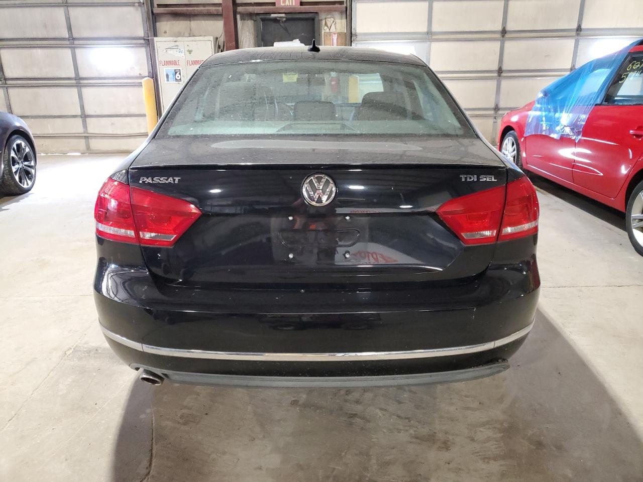 2013 Volkswagen Passat Sel VIN: 1VWCN7A31DC073833 Lot: 60895394