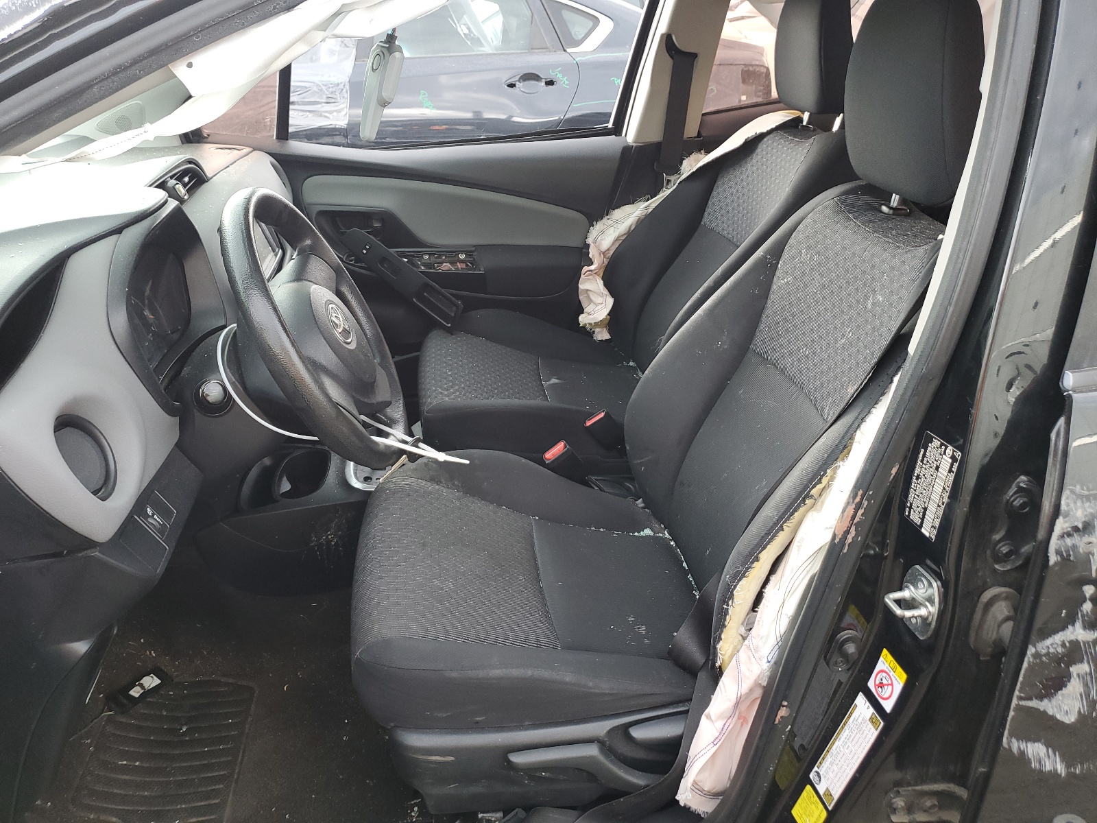 VNKKTUD38FA043362 2015 Toyota Yaris