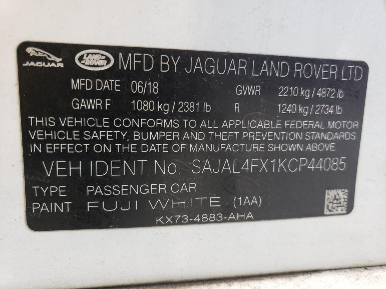 SAJAL4FX1KCP44085 2019 Jaguar Xe R - Sport