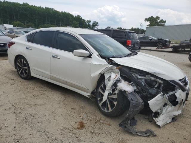  NISSAN ALTIMA 2017 Белы