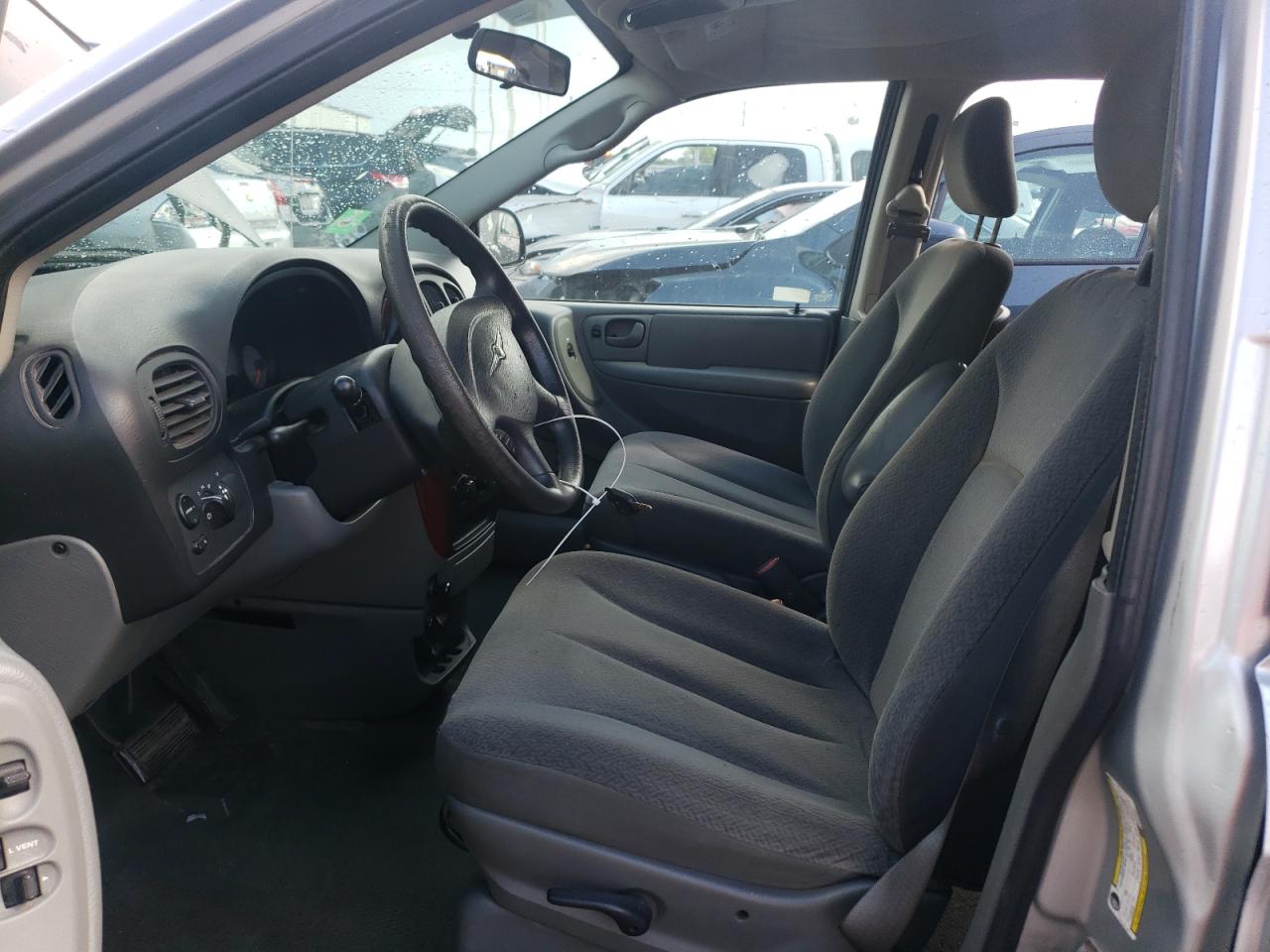 2006 Chrysler Town & Country Lx VIN: 1A4GP44R96B609928 Lot: 58773004