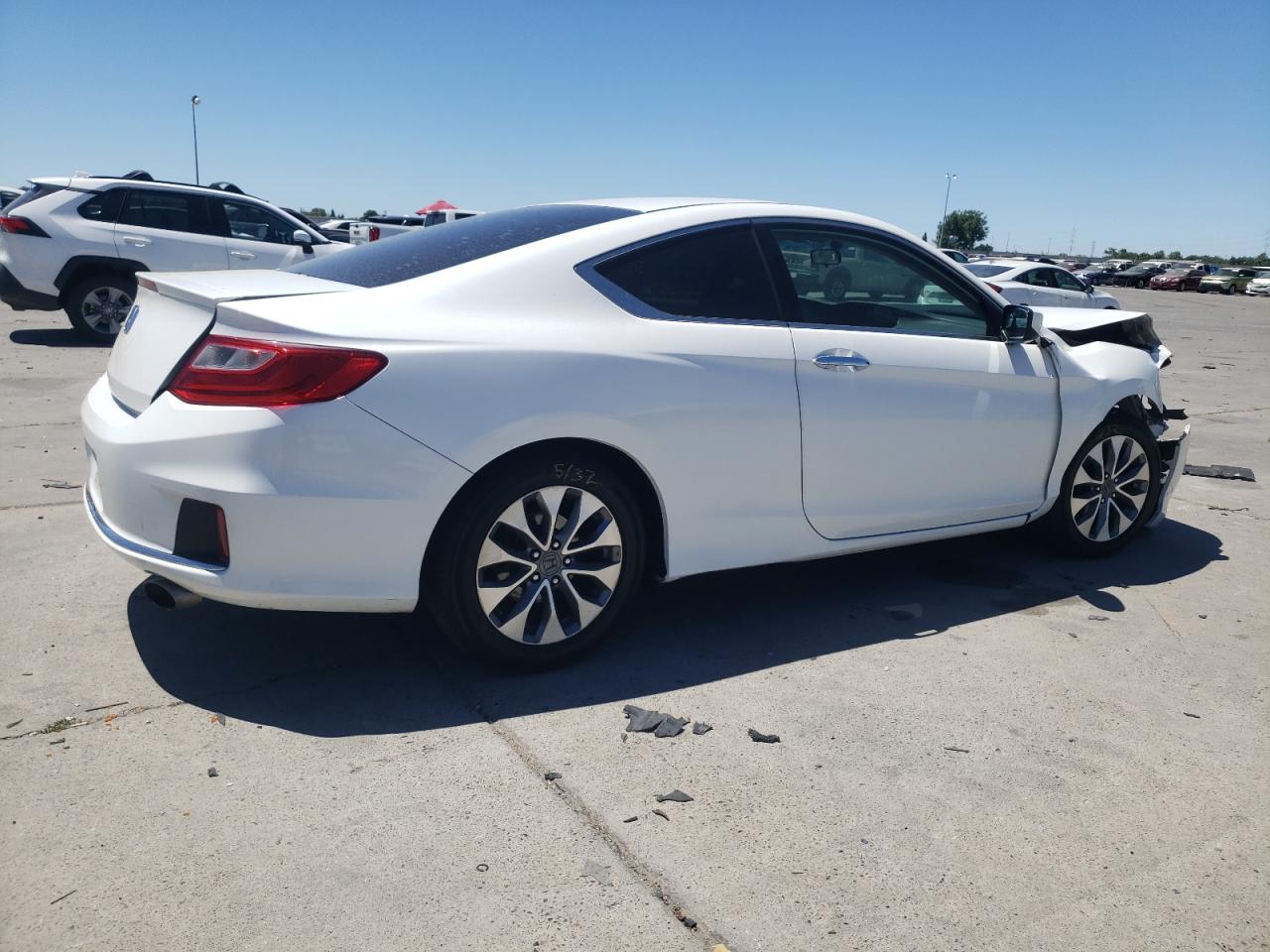 1HGCT1B32EA007052 2014 Honda Accord Lx-S