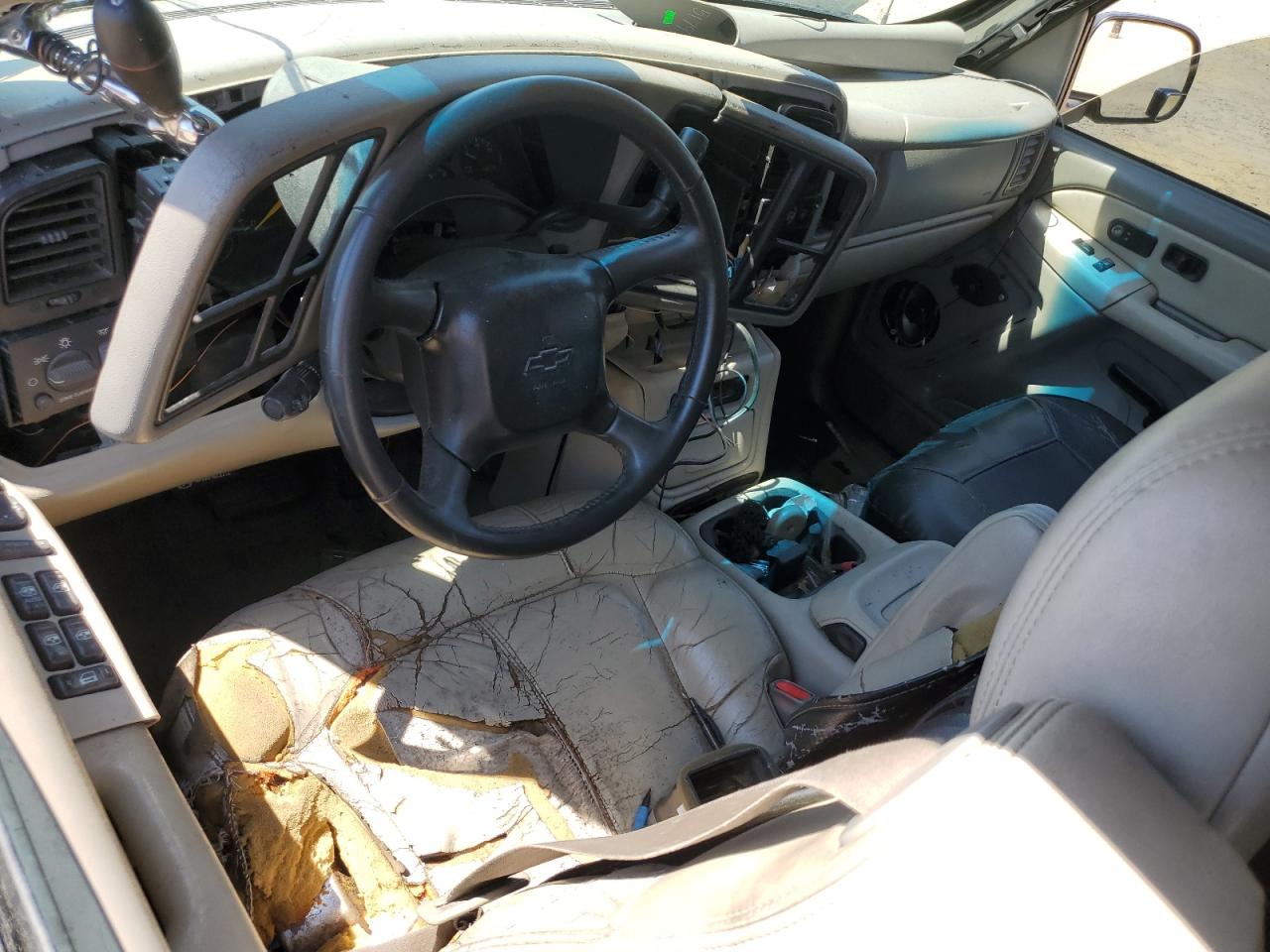 2000 Chevrolet Tahoe - Image 8