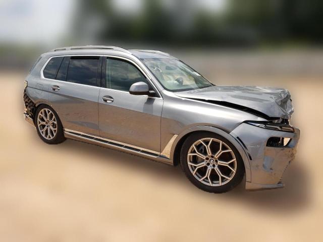  BMW X7 2024 Серый