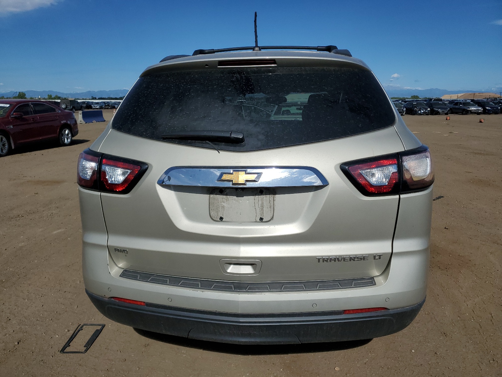 1GNKVGKD0DJ105096 2013 Chevrolet Traverse Lt