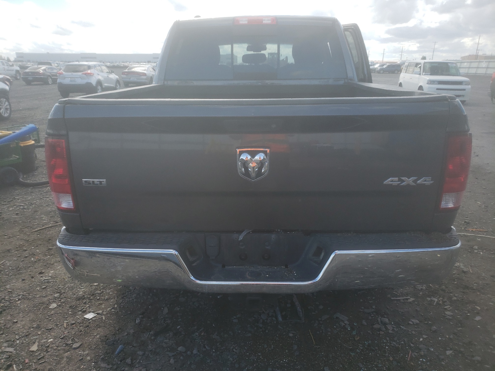 1C6RR7LG6ES295459 2014 Ram 1500 Slt