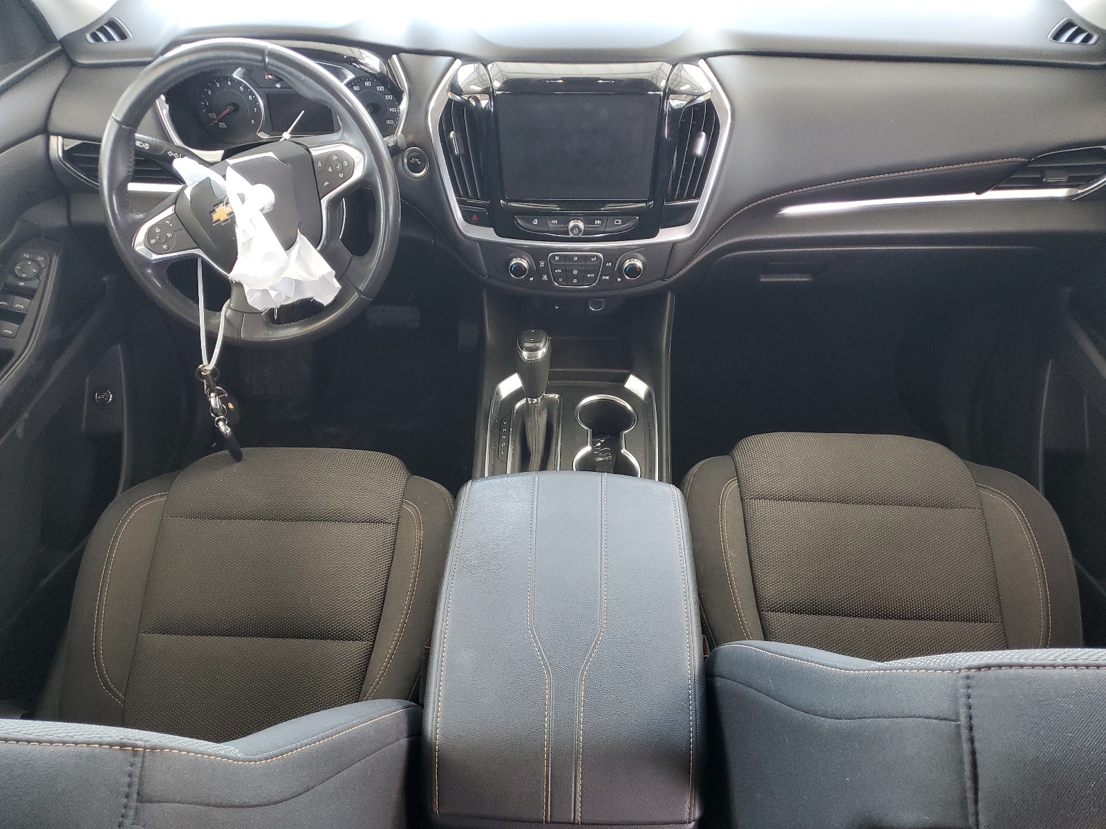 1GNERGKW1KJ264077 2019 Chevrolet Traverse Lt