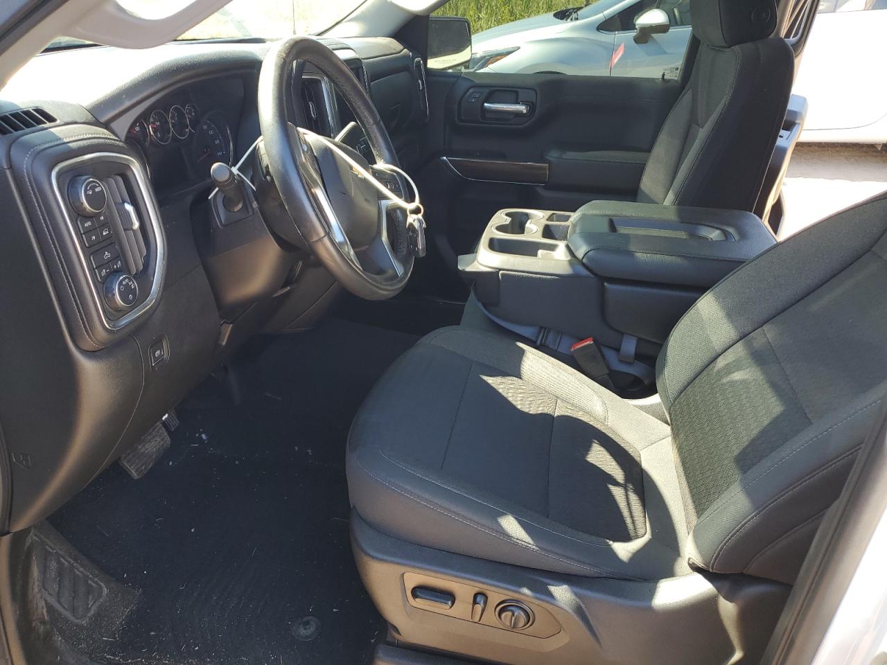 2021 Chevrolet Silverado - Image 7