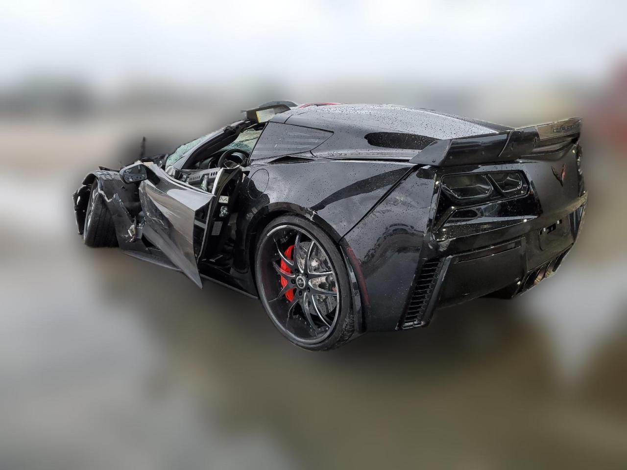 2015 Chevrolet Corvette - Image 2