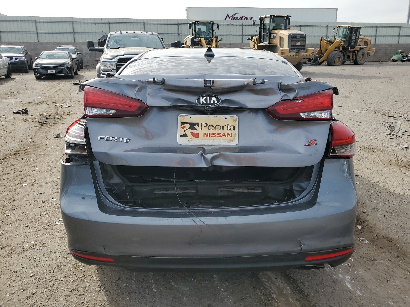 3KPFL4A7XJE176051 2018 Kia Forte Lx