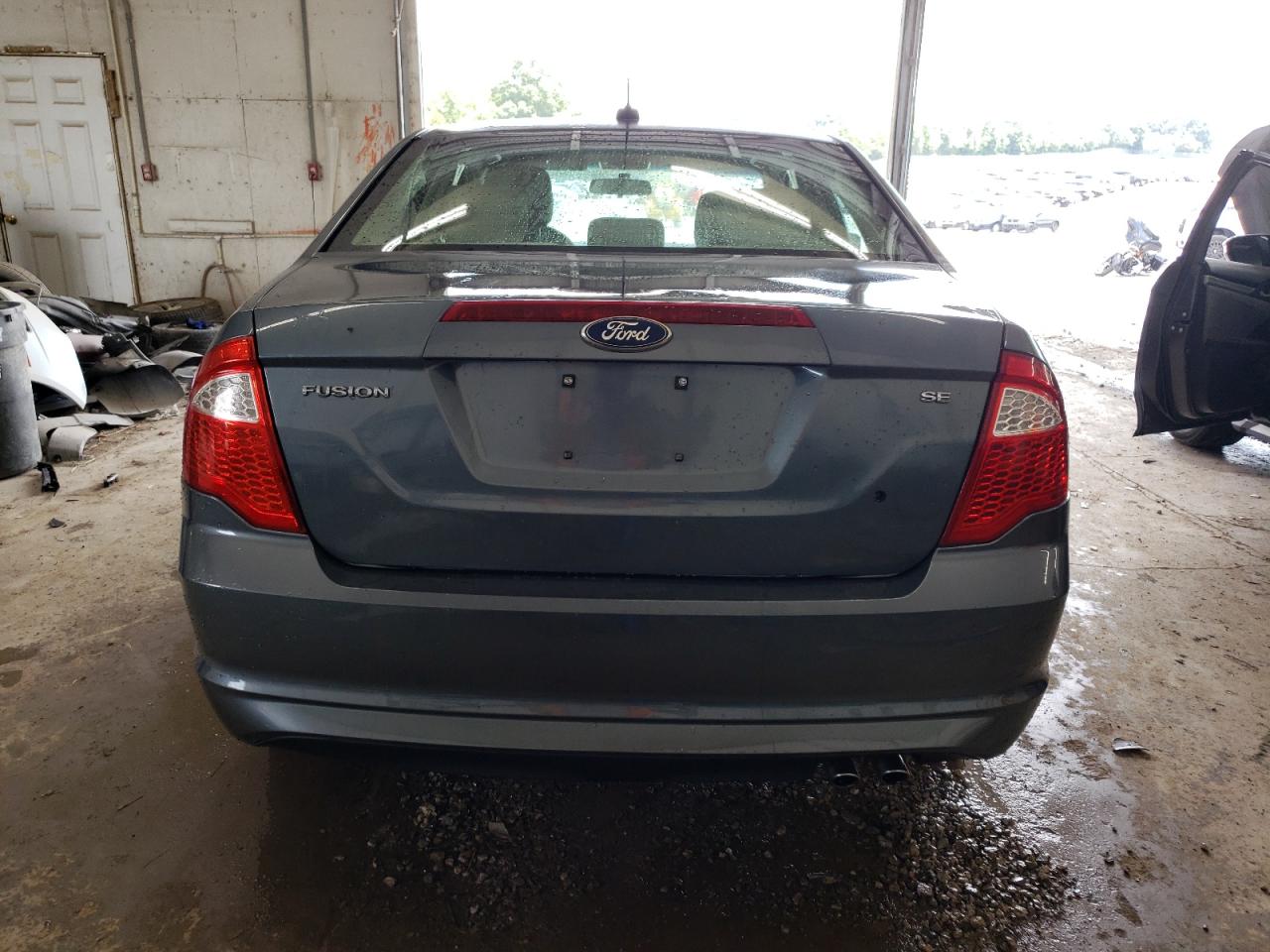 3FAHP0HA4BR249812 2011 Ford Fusion Se