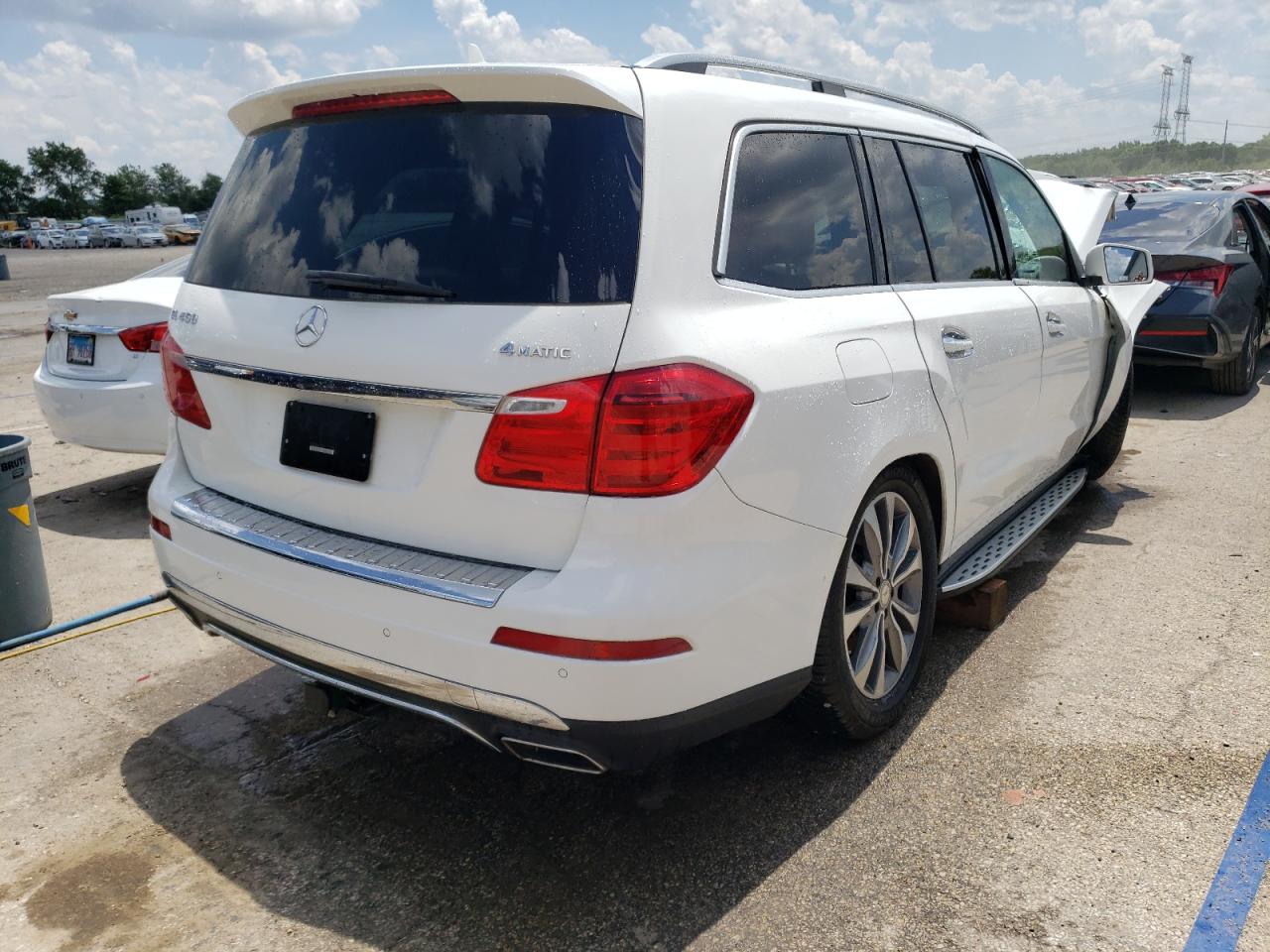 VIN 4JGDF6EE4GA663059 2016 MERCEDES-BENZ GL-CLASS no.3