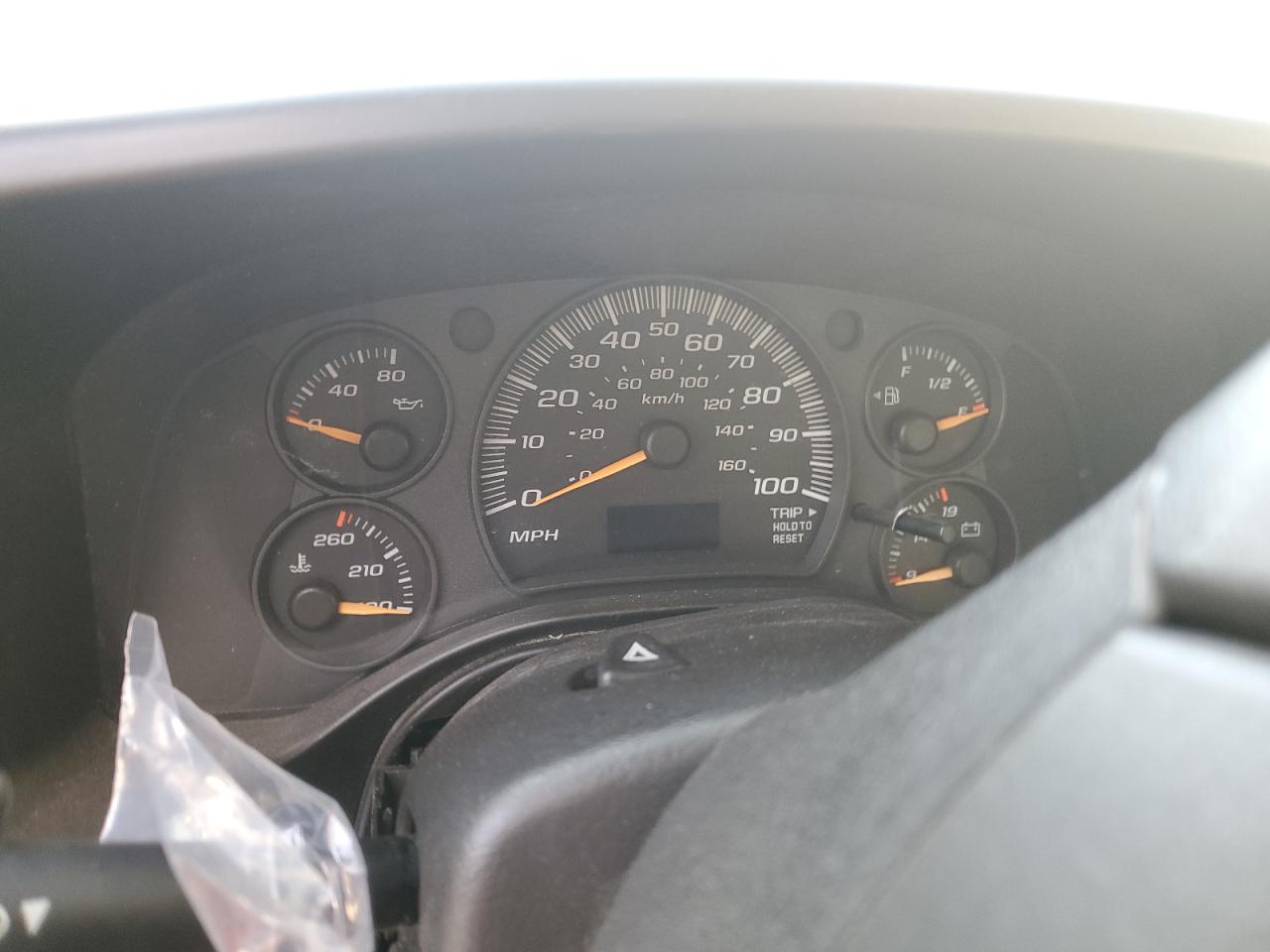 2005 Chevrolet Express G3500 VIN: 1GBHG31U051158118 Lot: 59421734