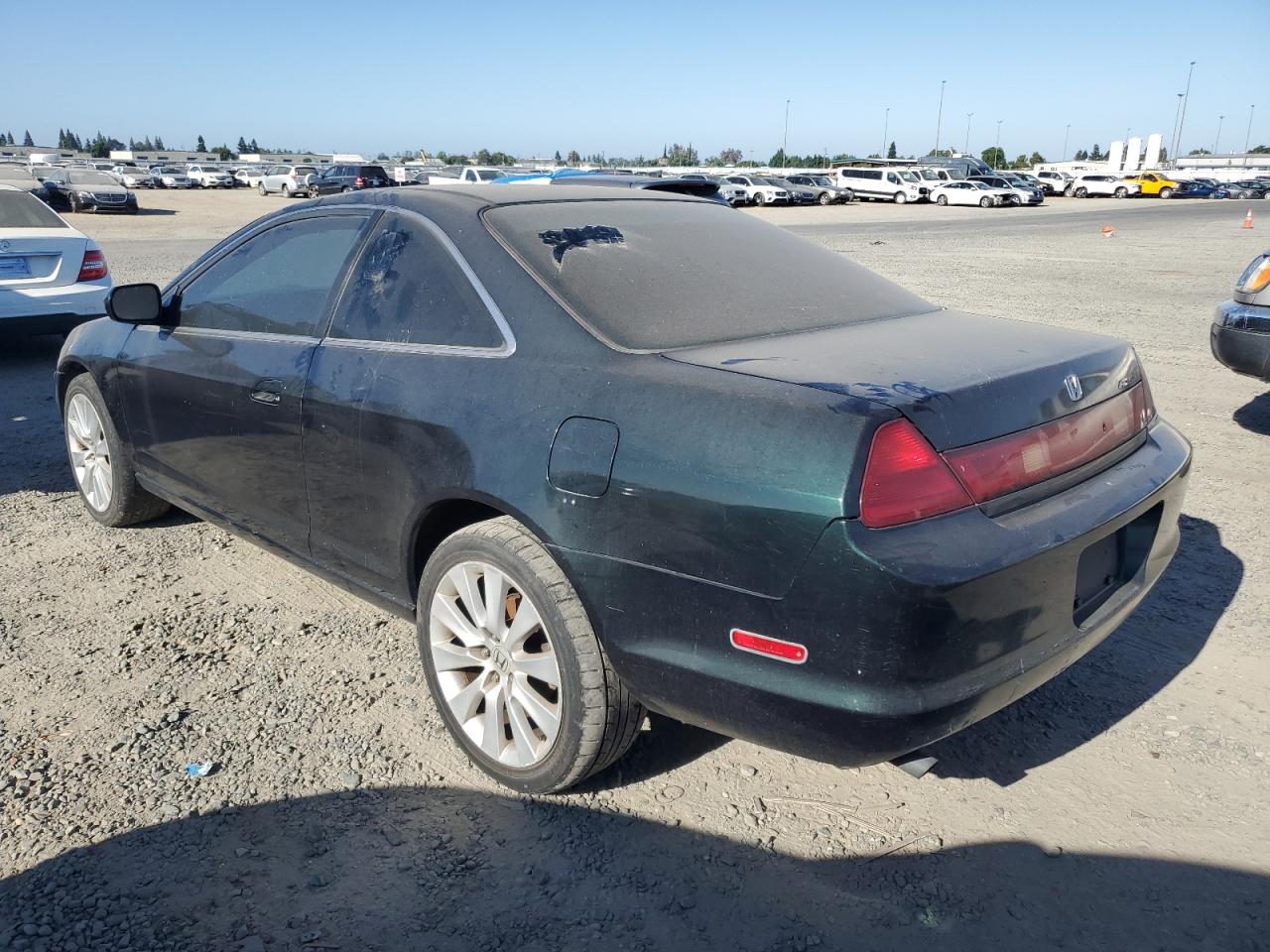 HONDA ACCORD 2000 VIN 1HGCG2252YA025793 фото 2