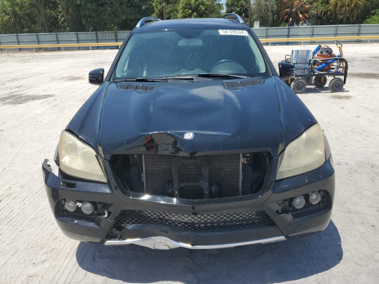 2011 Mercedes-Benz Gl 450 4Matic VIN: 4JGBF7BE0BA706760 Lot: 63033404