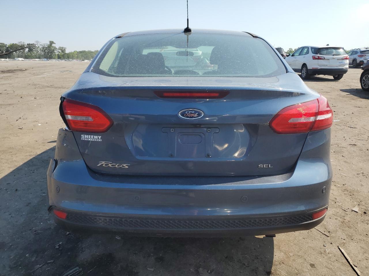 1FADP3H26JL202156 2018 Ford Focus Sel