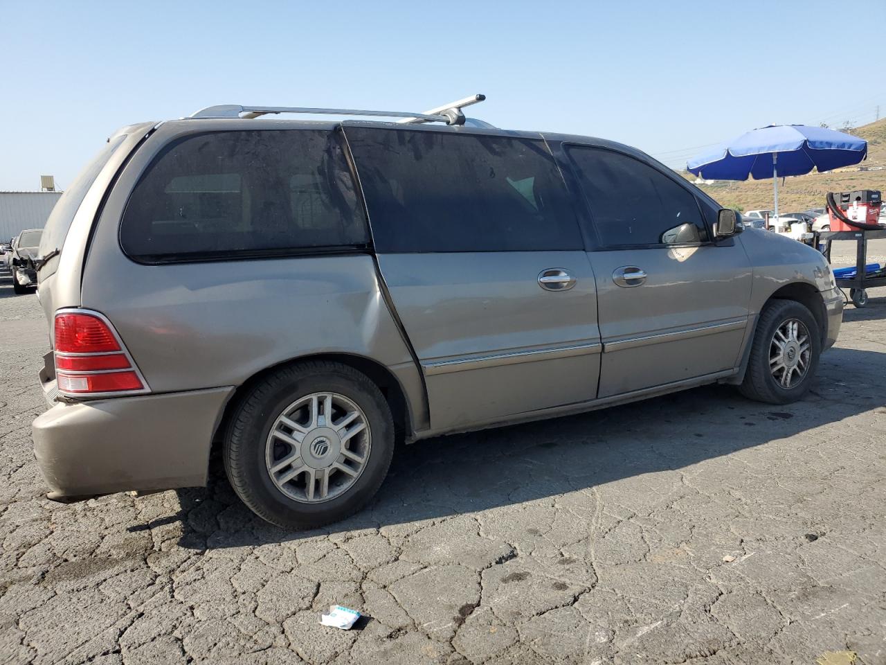 2006 Mercury Monterey Luxury VIN: 2MRDA222X6BJ01950 Lot: 57445704