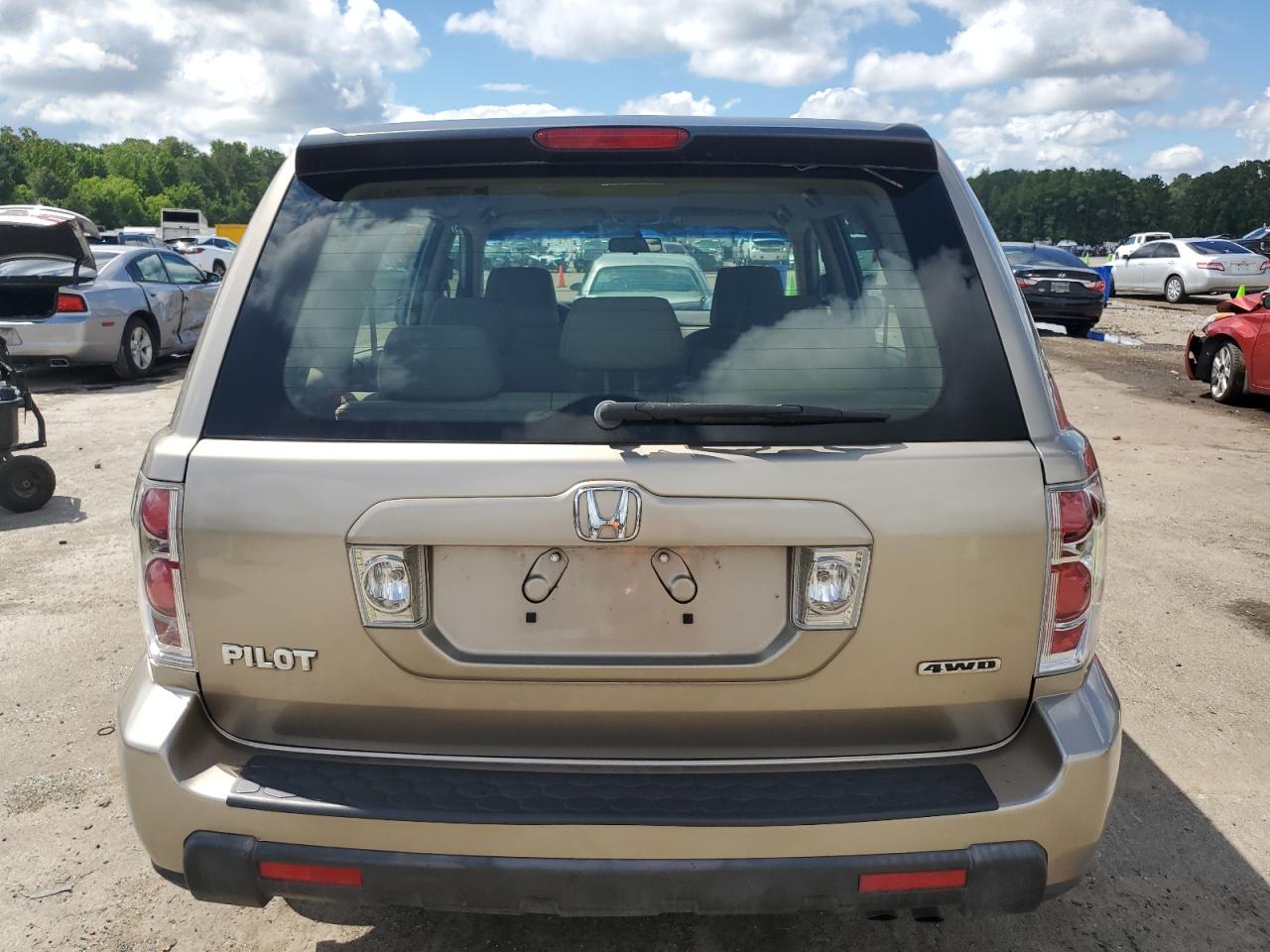 2007 Honda Pilot Lx VIN: 2HKYF18177H522870 Lot: 57526694