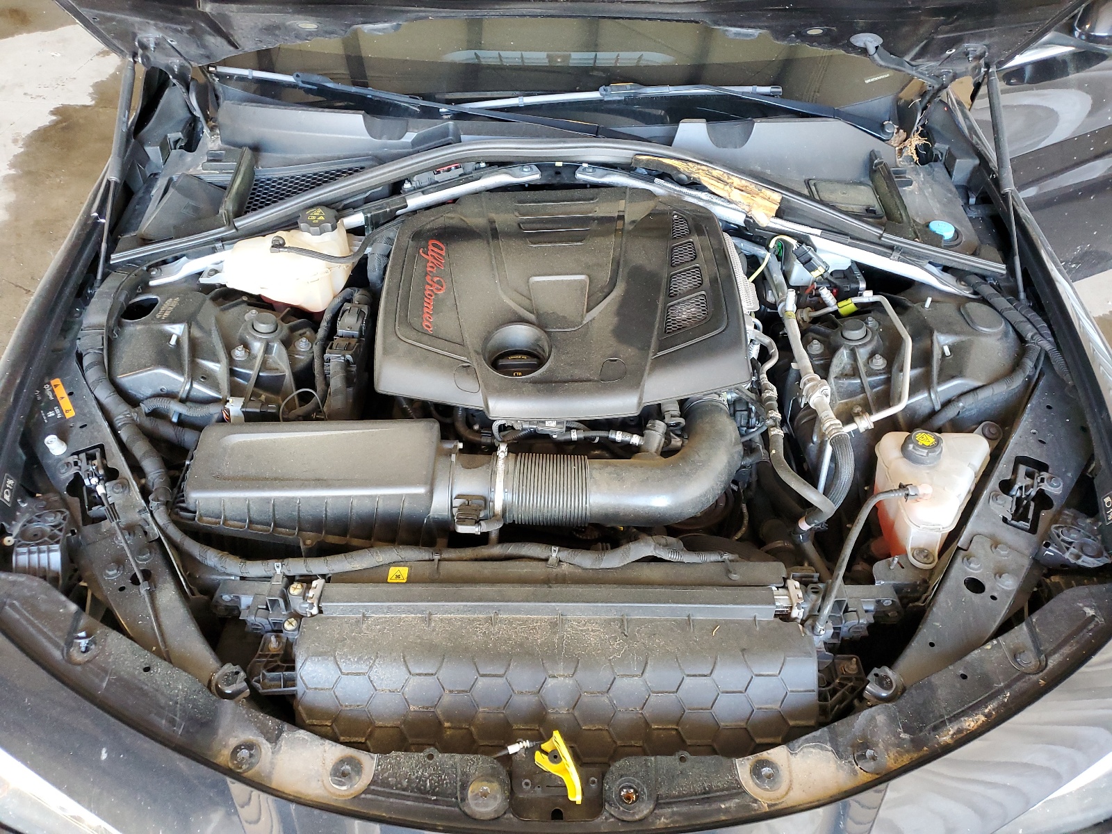 ZARFAEDN7H7553442 2017 Alfa Romeo Giulia Q4