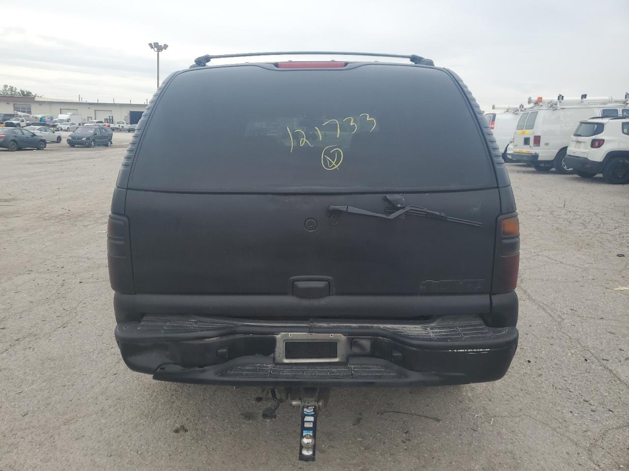 2001 Chevrolet Tahoe K1500 VIN: 1GNEK13TX1R121733 Lot: 59211864