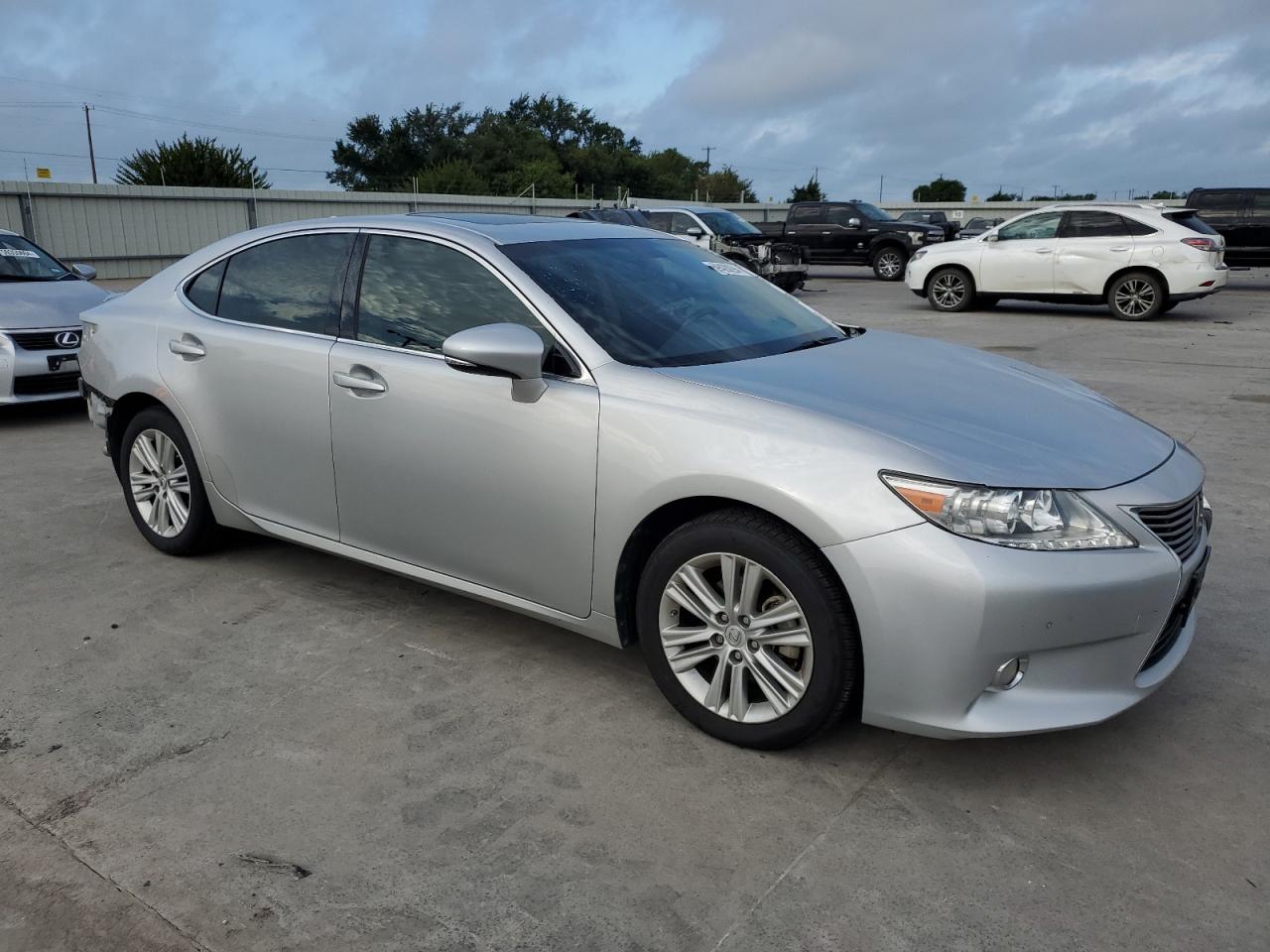 2014 Lexus Es 350 VIN: JTHBK1GG6E2103526 Lot: 63781024