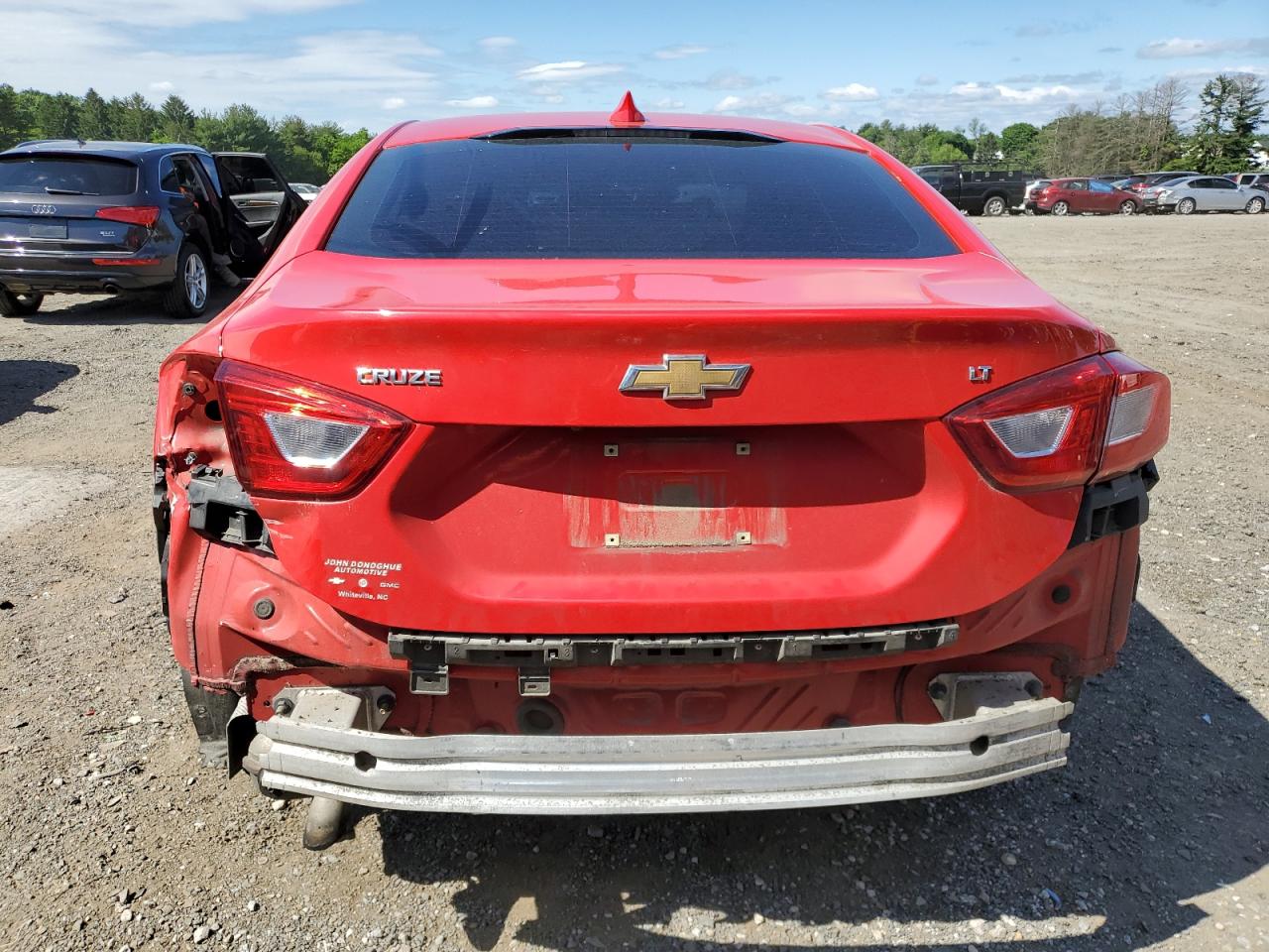 2019 Chevrolet Cruze Lt VIN: 1G1BE5SM2K7122286 Lot: 67111494